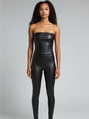Black Strapless Jumpsuit - Sleek Fitted Women’s Jumpsuit